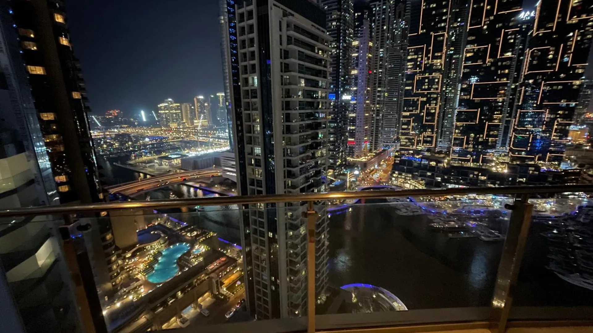 Apartment Home Of Bishojo Female Only Dubai
